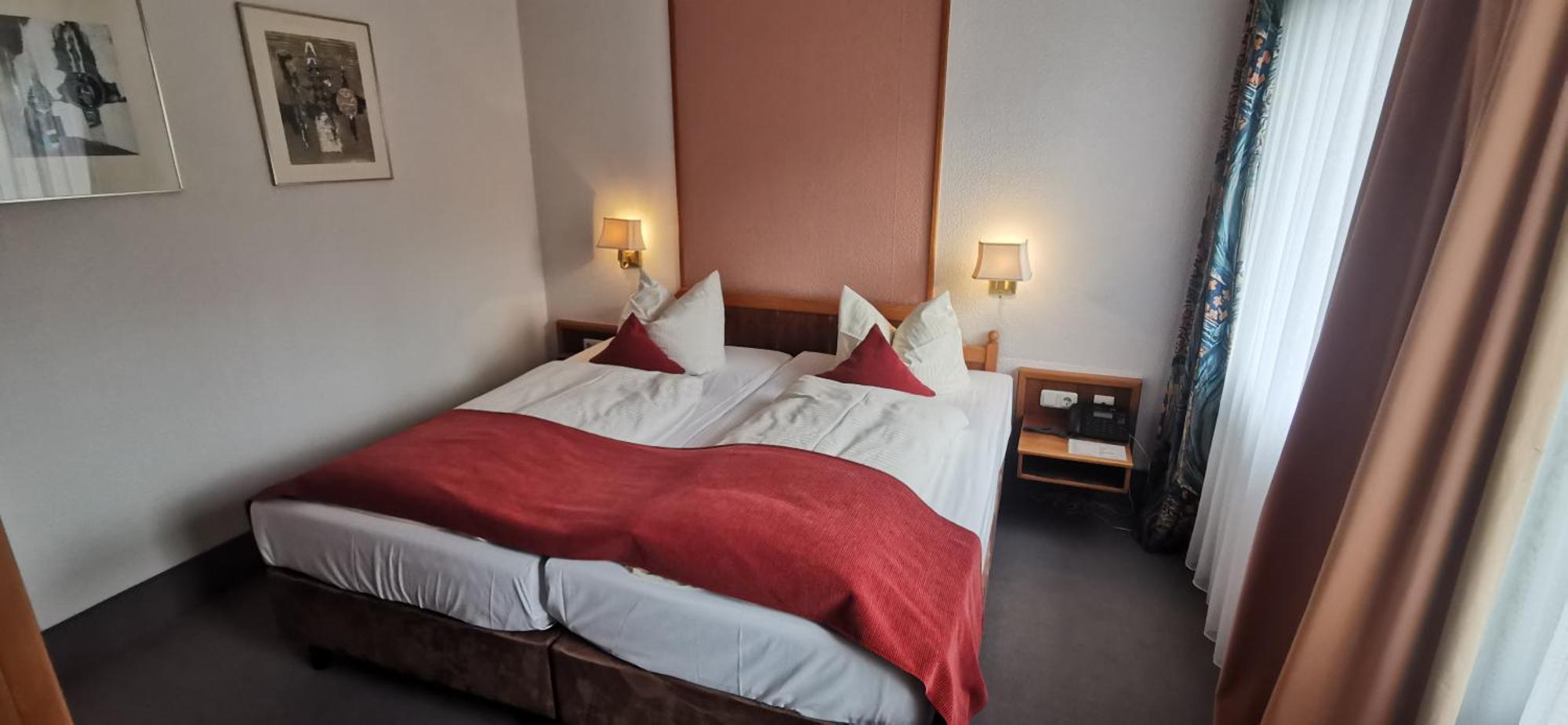 Heidehotel Soltauer Hof Екстериор снимка