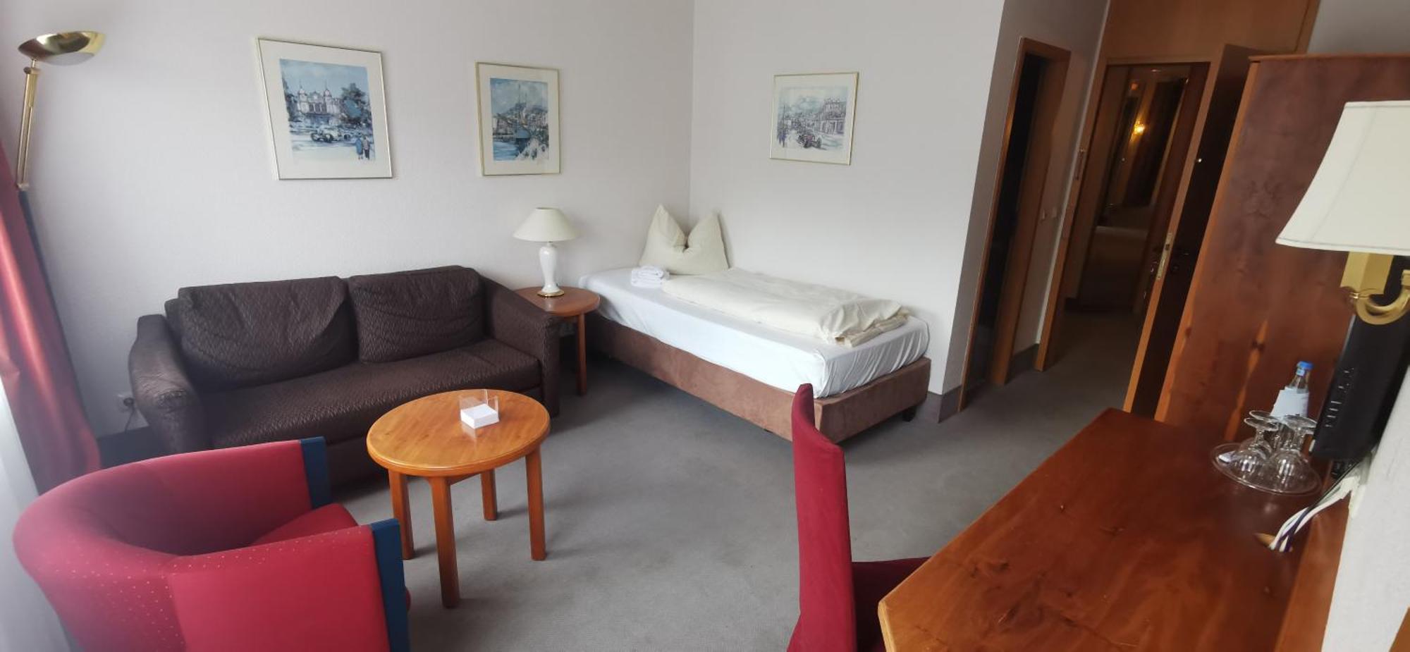 Heidehotel Soltauer Hof Екстериор снимка
