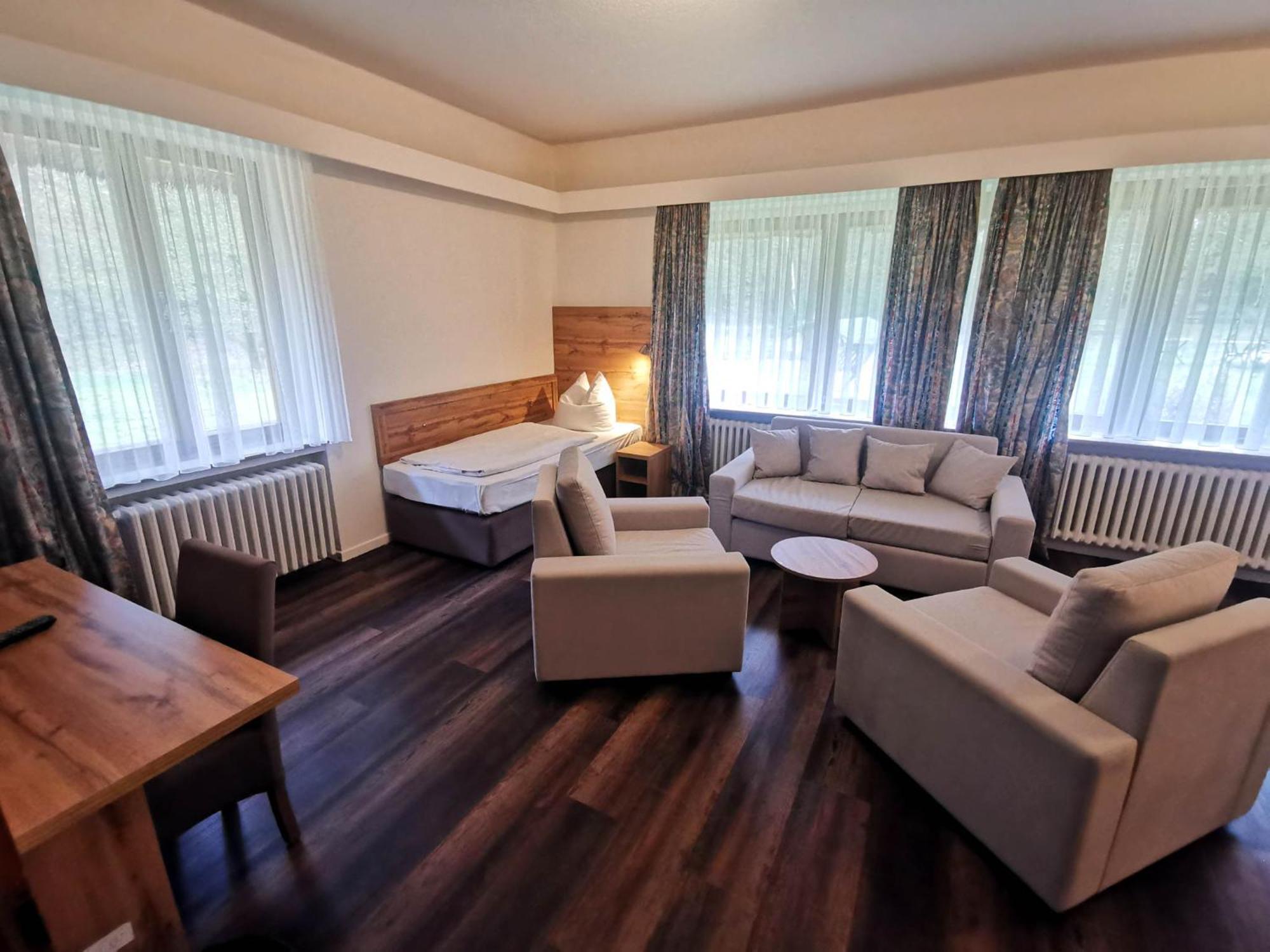 Heidehotel Soltauer Hof Екстериор снимка