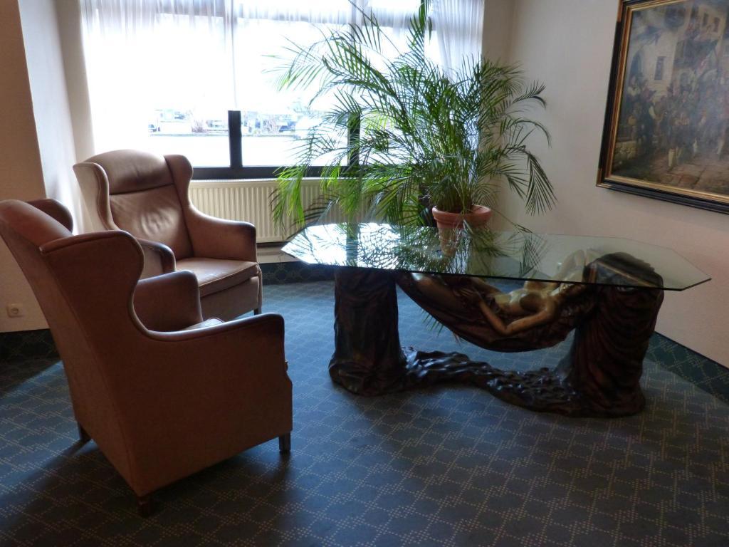 Heidehotel Soltauer Hof Екстериор снимка